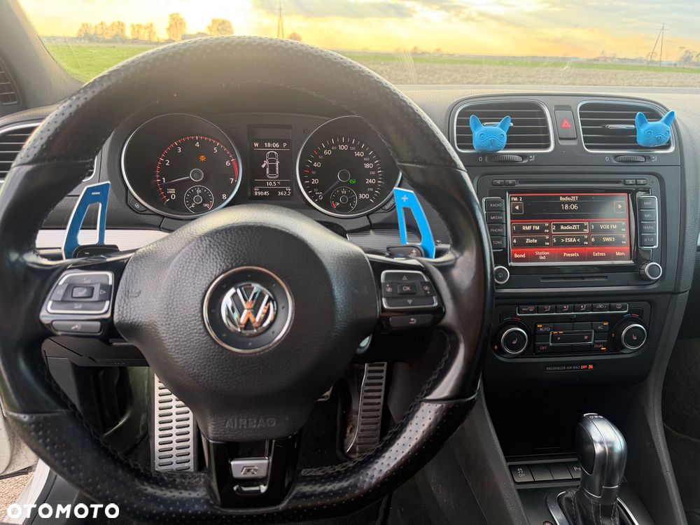 Volkswagen Golf - 11