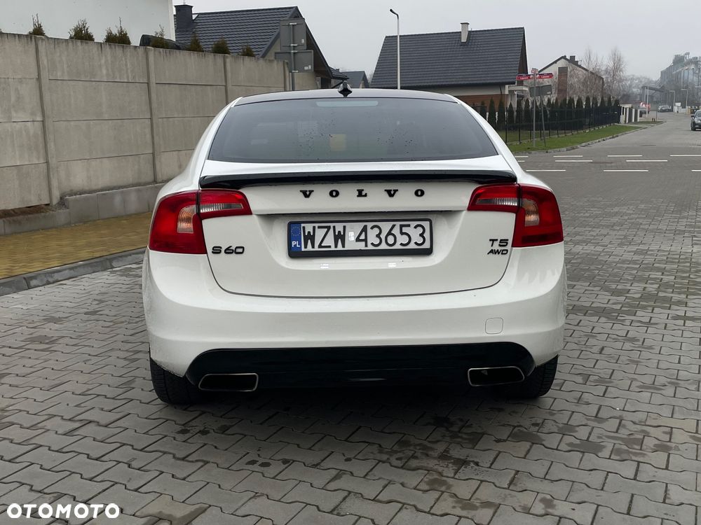 Volvo S60 2.5 T5 AWD - 11