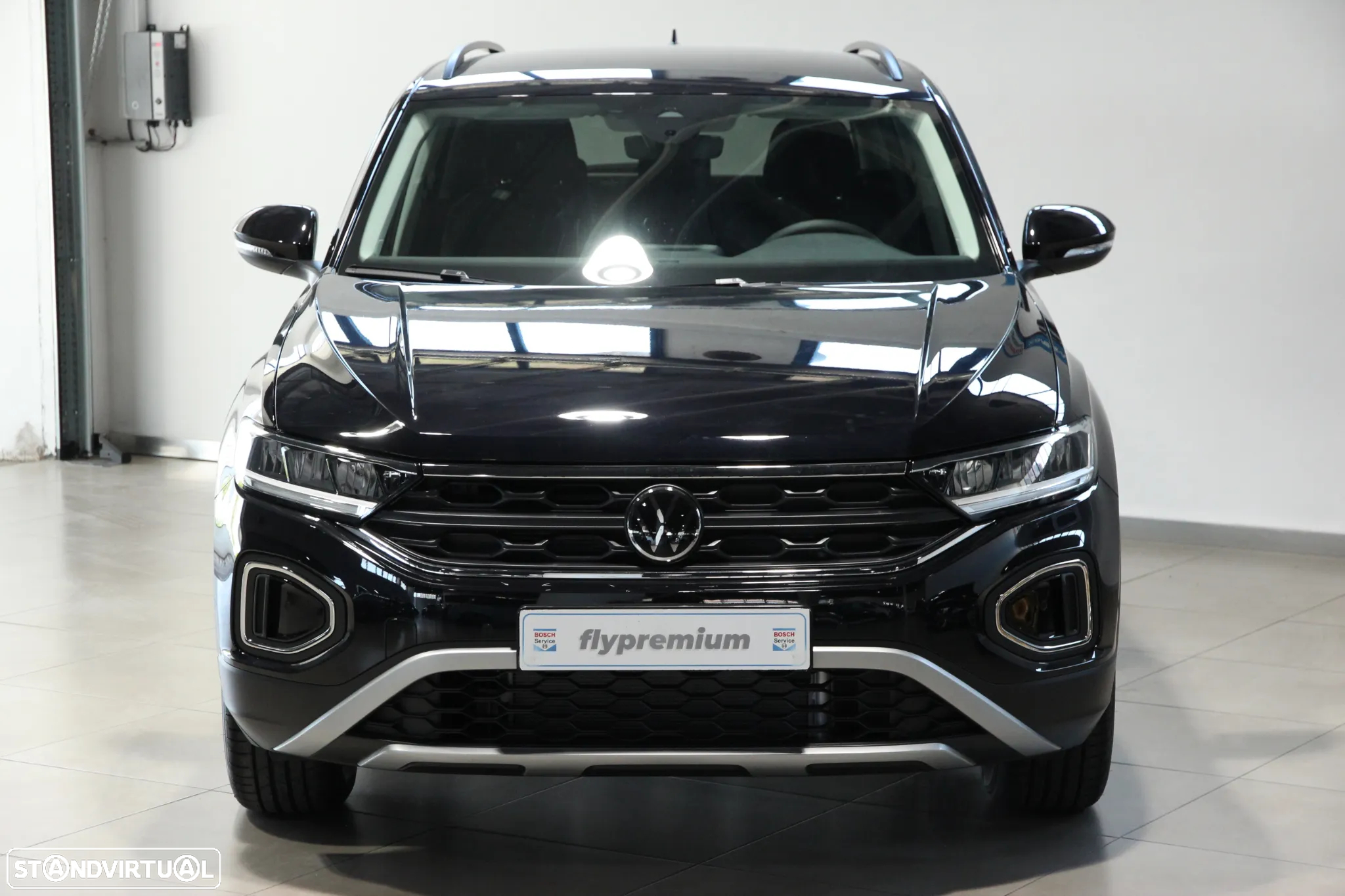 VW T-Roc 1.0 TSI Urban - 2