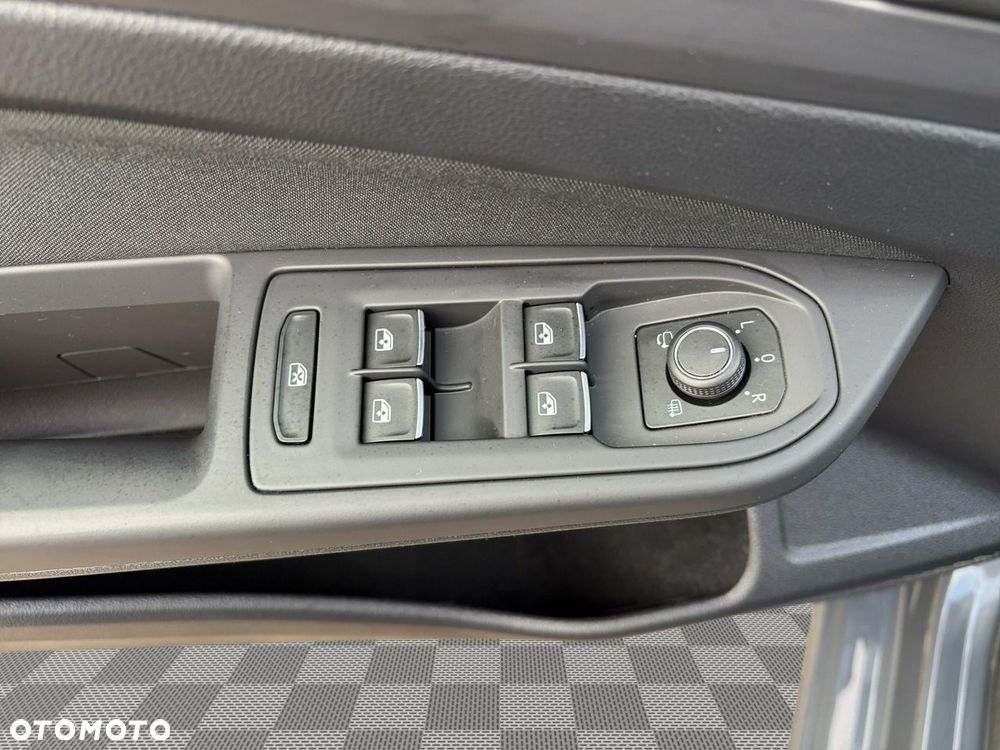 Volkswagen Golf 1.5 TSI EVO Style - 12