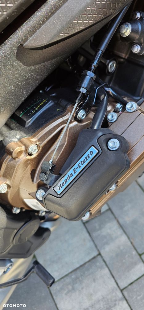Honda CB - 10