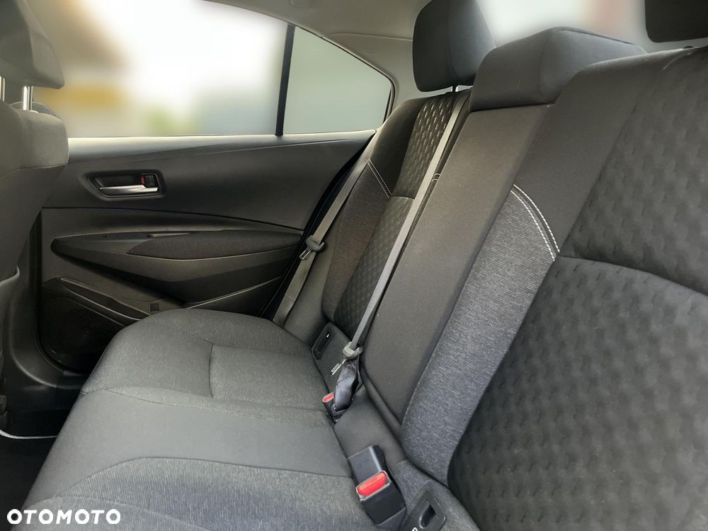 Toyota Corolla 1.8 Hybrid Style - 14