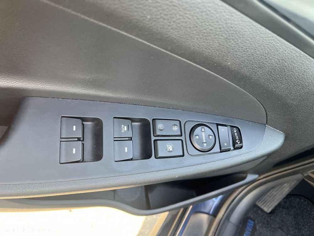 Hyundai Tucson 2.0 CRDi 2WD Trend - 20