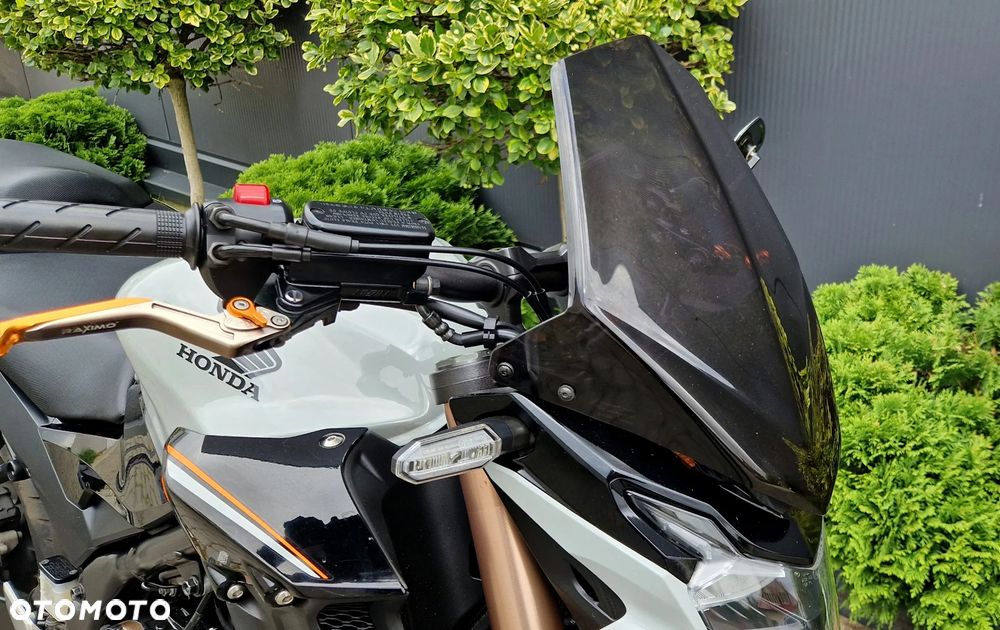 Honda CB - 19