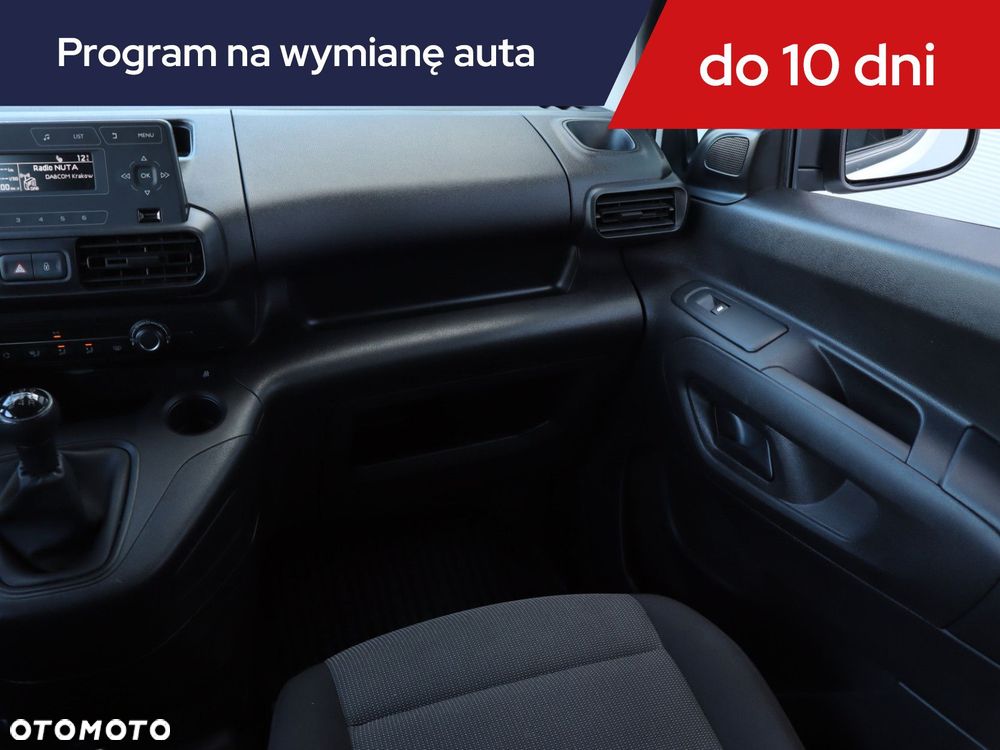 Toyota Proace City - 10
