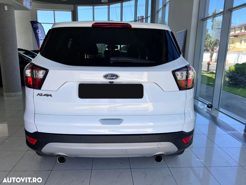Ford Kuga - 6