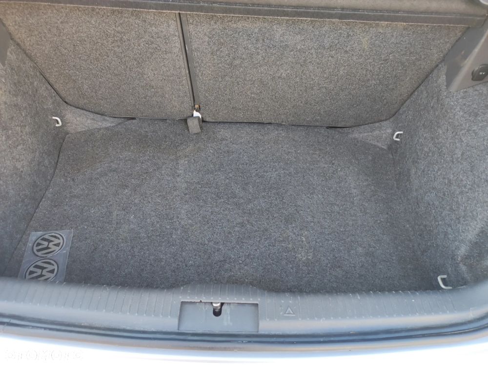 Volkswagen Polo 1.4 TDI Comfortline - 30