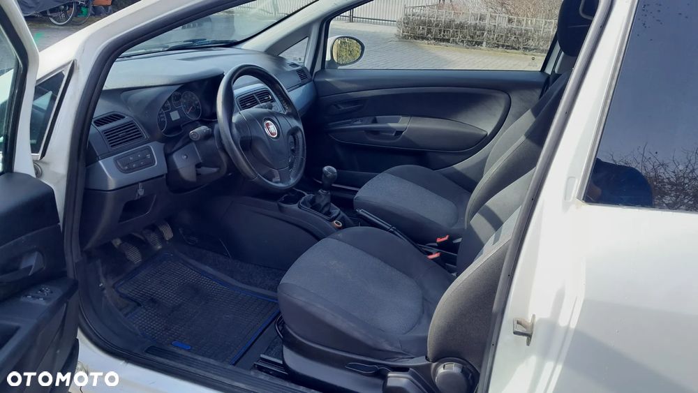 Fiat Punto - 6