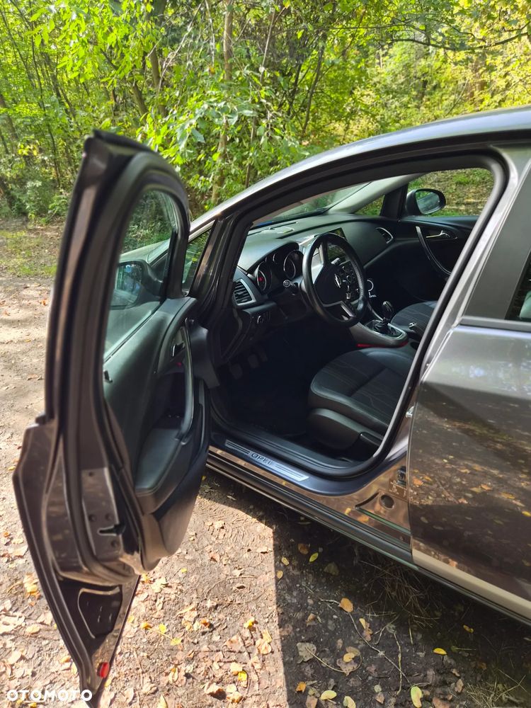 Opel Astra - 9