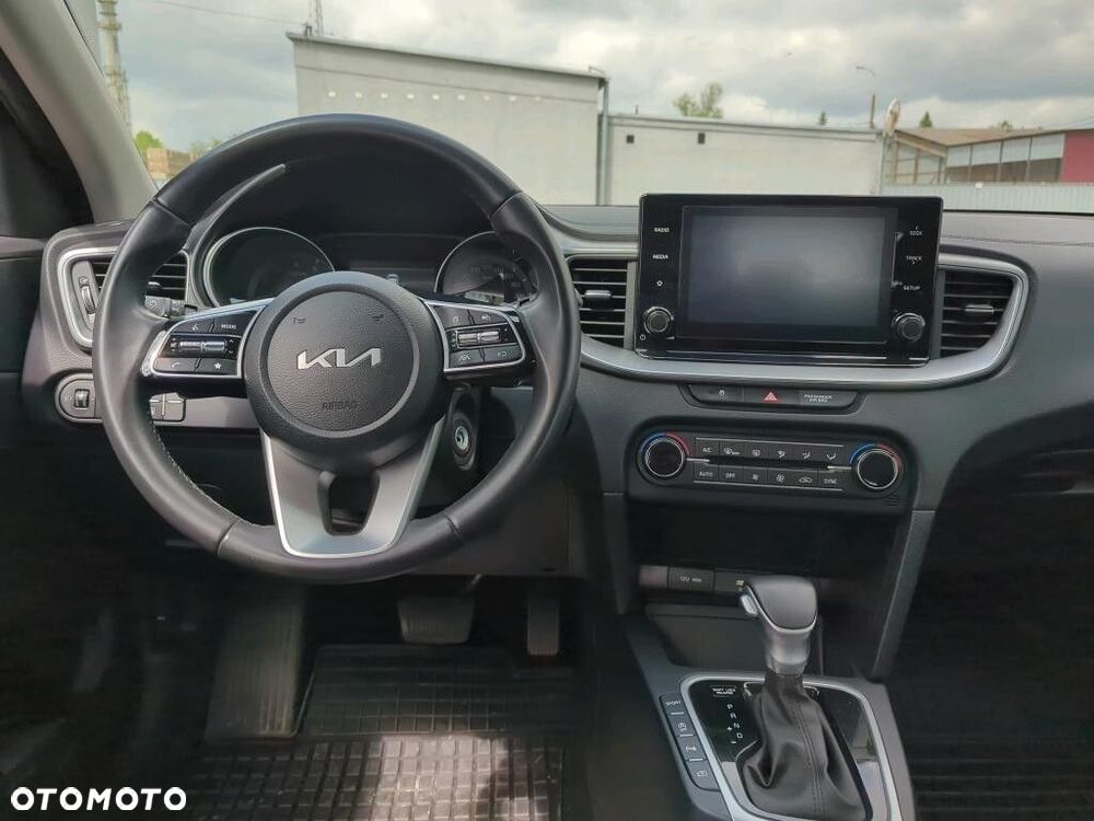 Kia Ceed 1.5 T-GDI M DCT - 2