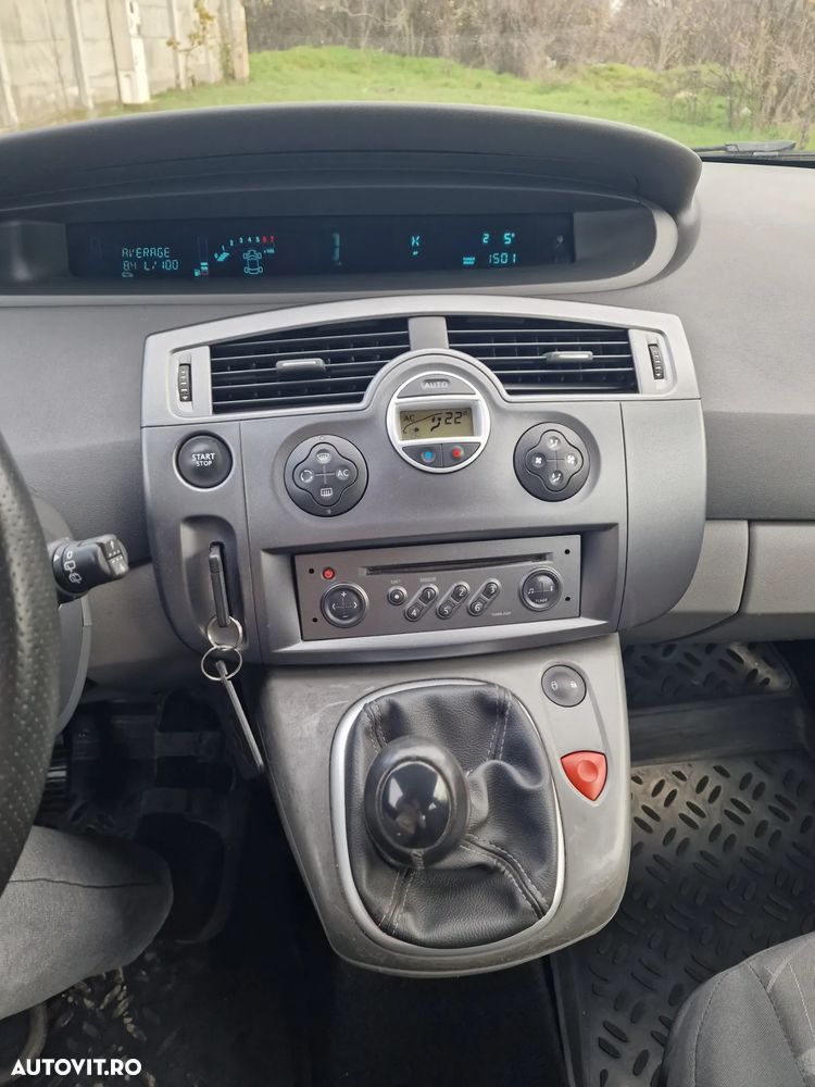 Renault Scenic II 1.6 Authentique - 19