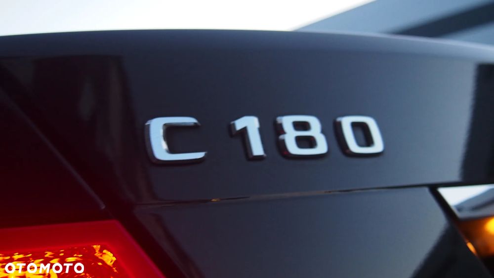 Mercedes-Benz Klasa C 180 Kompressor BlueEFFICIENCY Elegance - 26