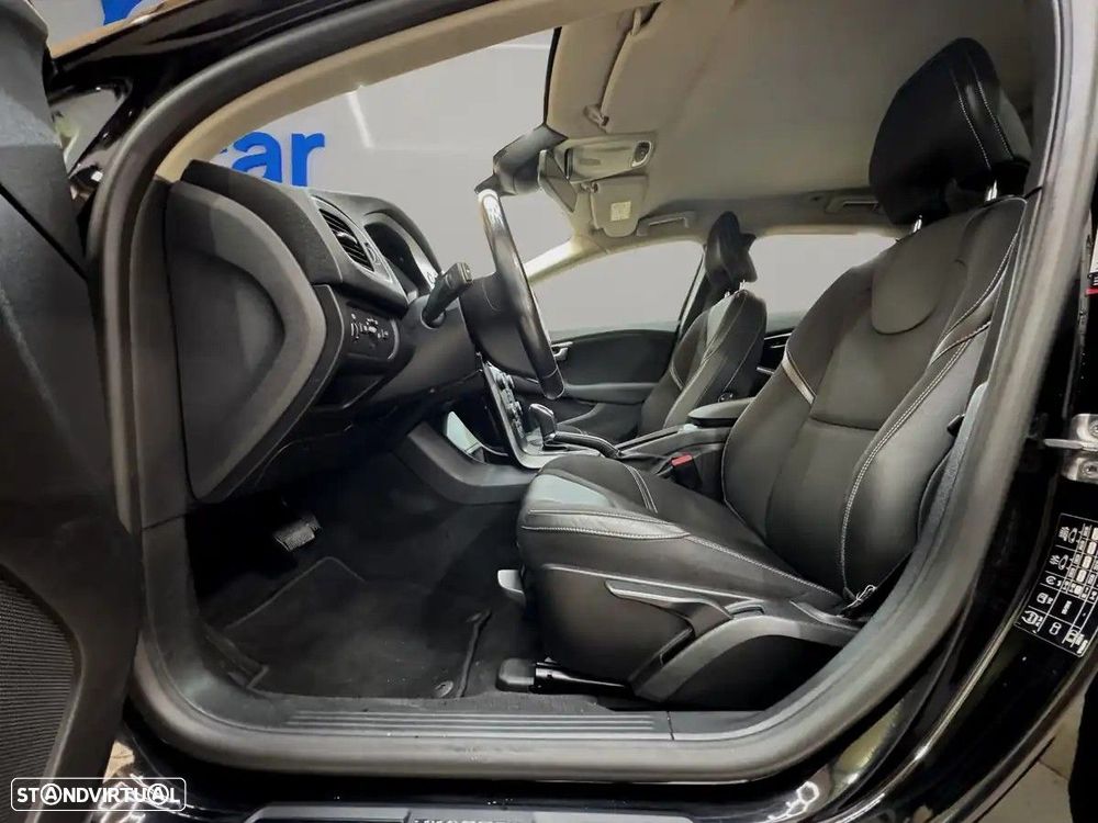 Volvo V40 1.5 T3 Sport Edition Geartronic - 18