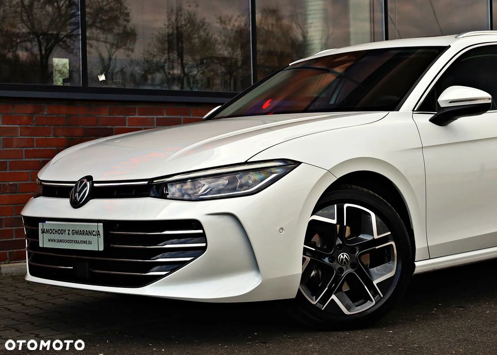 Volkswagen Passat 2.0 TDI SCR Elegance DSG - 11