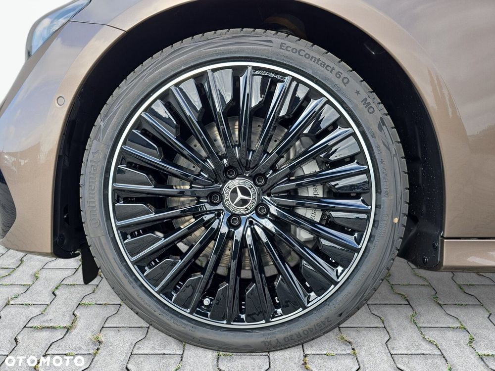 Mercedes-Benz Klasa E - 10