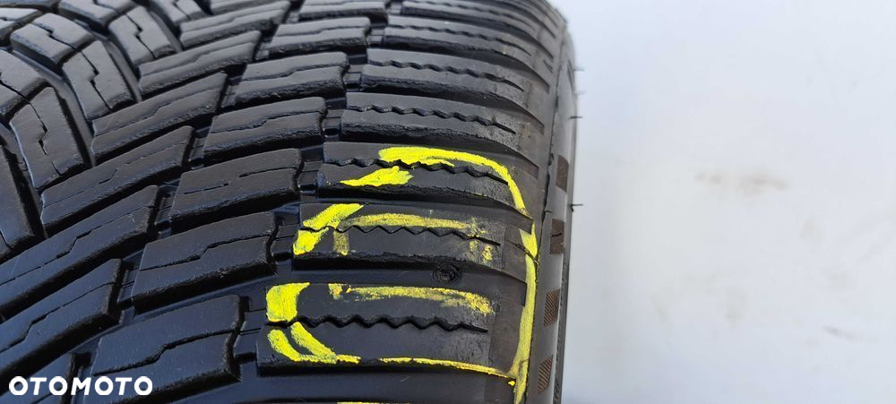 1x opona całoroczna 235/40/18 Bridgestone WeatherControl A005 evo XL - 4