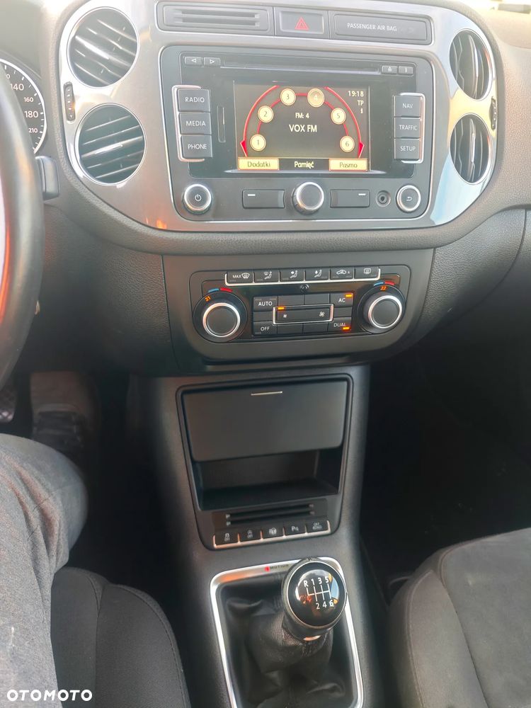 Volkswagen Tiguan 2.0 TDI DPF 4Motion Life - 19