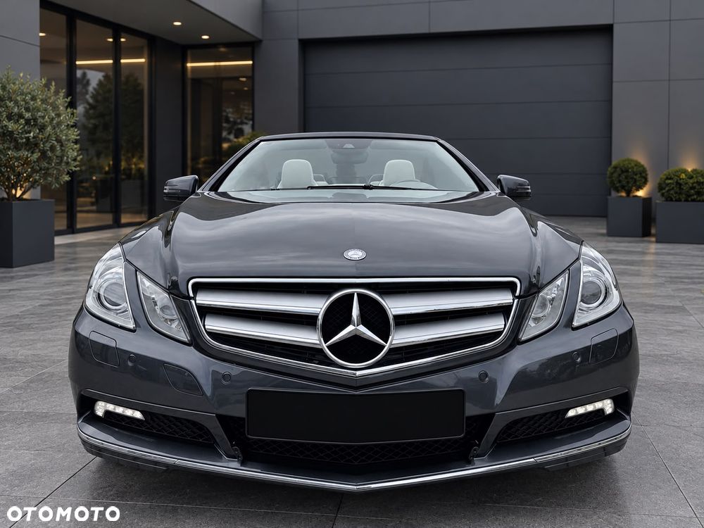 Mercedes-Benz Klasa E - 21