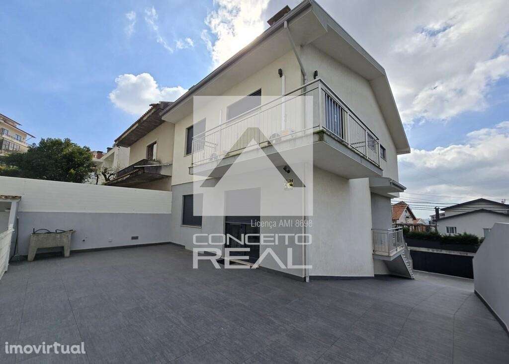 Moradia T4 Mobilada e equipada – Fânzeres - Gondomar - Grande imagem: 2/42