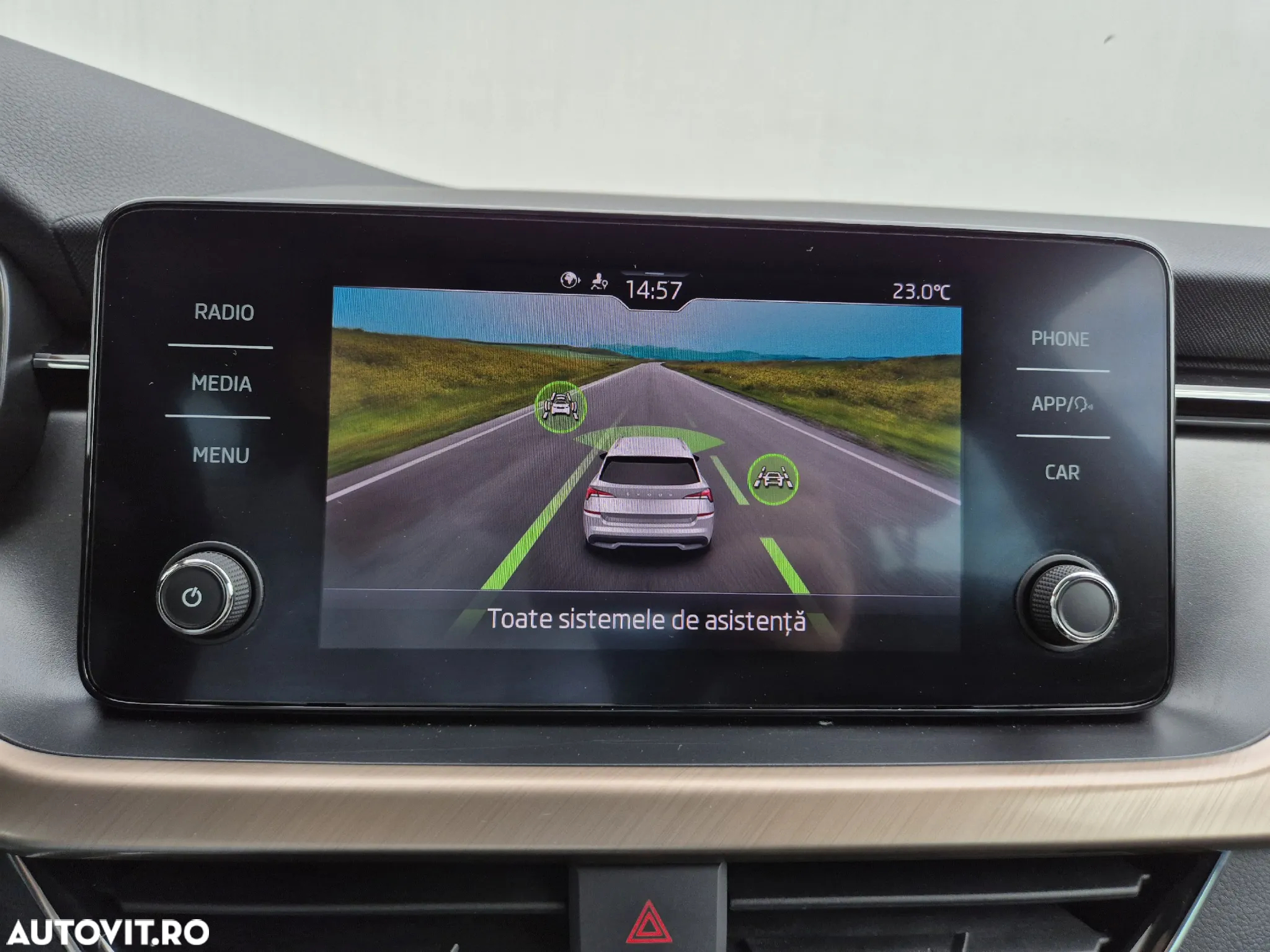 Skoda Kamiq 1.0 TSI DSG Style - 27
