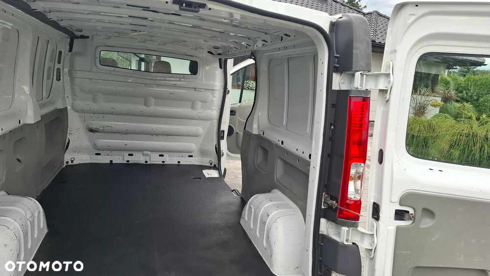 Renault Trafic - 29