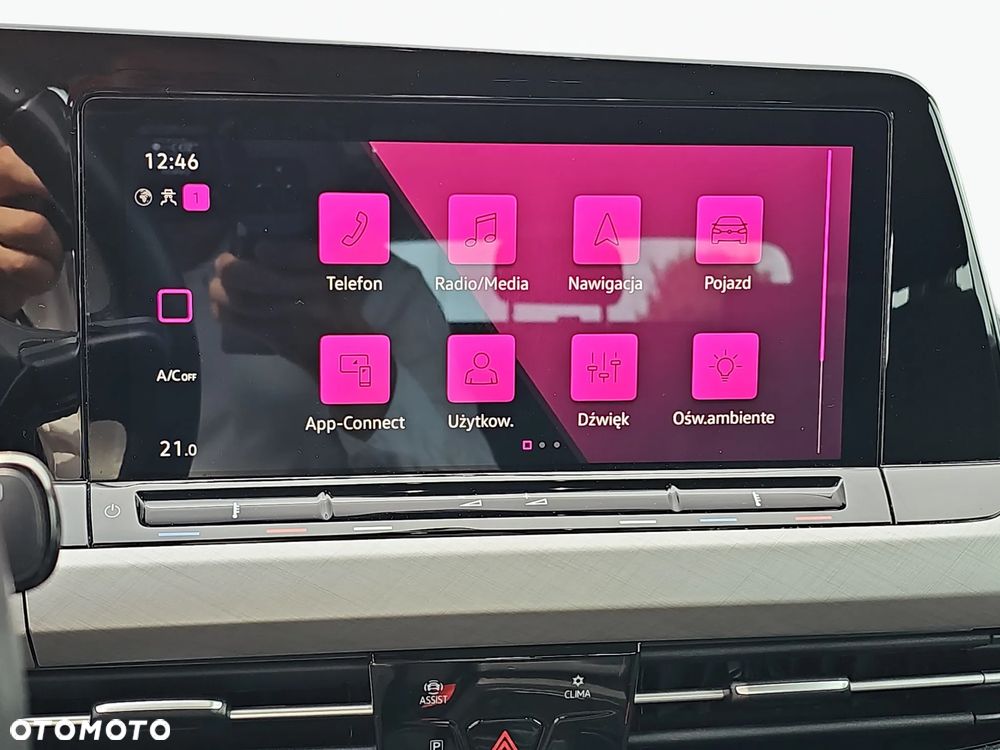 Volkswagen Golf Variant 1.5 eTSI EVO Life DSG - 20