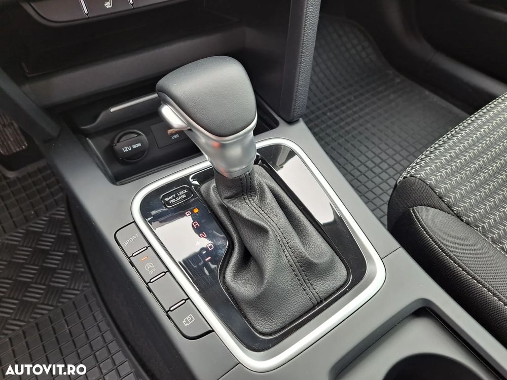 Kia XCeed 1.5 T-GDI 7DCT City - 9