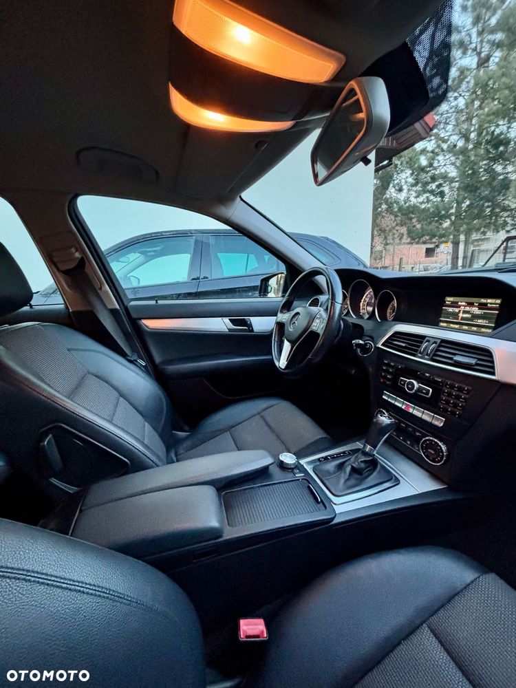 Mercedes-Benz Klasa C 200 d 7G-TRONIC - 15