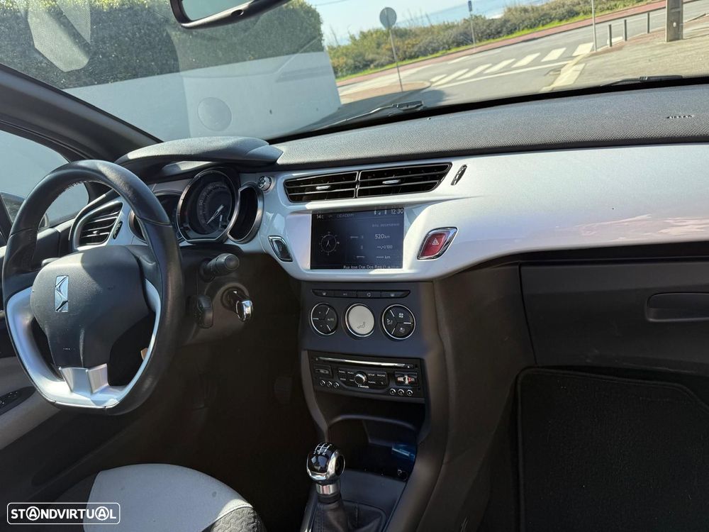 Citroën DS3 Cabrio 1.2 VTi So Chic - 6