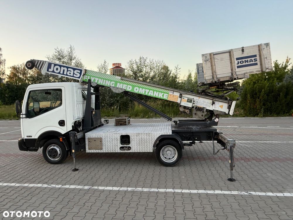 Nissan CABSTAR  2.5  DRABINA - PODAJNIK BOCKER DEKARSKO - MEBLOWY  WYSOKOŚĆ 26 M - 20