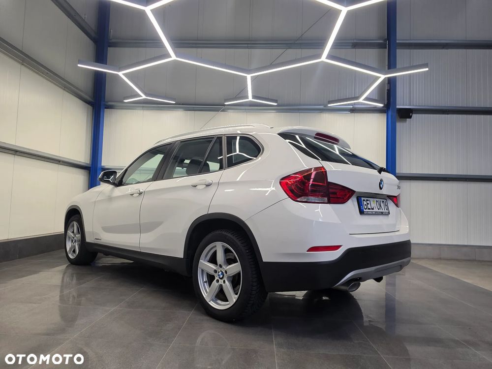 BMW X1 xDrive18d xLine - 16