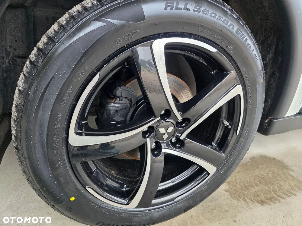 Mitsubishi Outlander 2.0 2WD Diamant Edition - 11