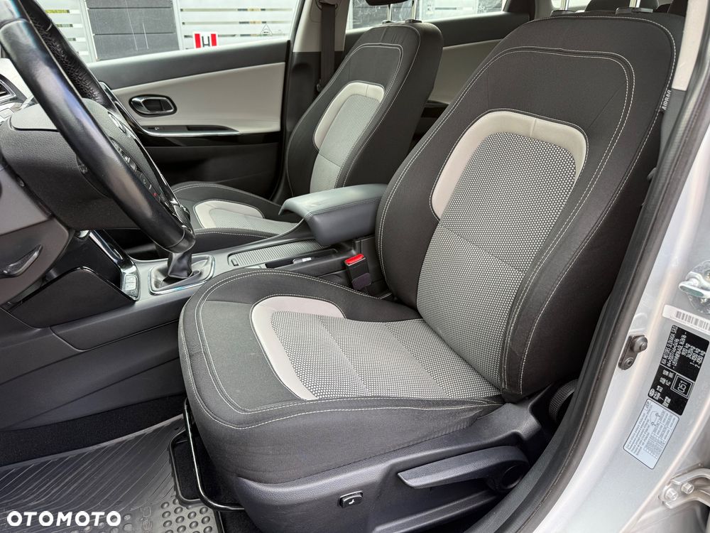Kia Ceed 1.6 CRDi 136 ISG Platinum Edition - 20