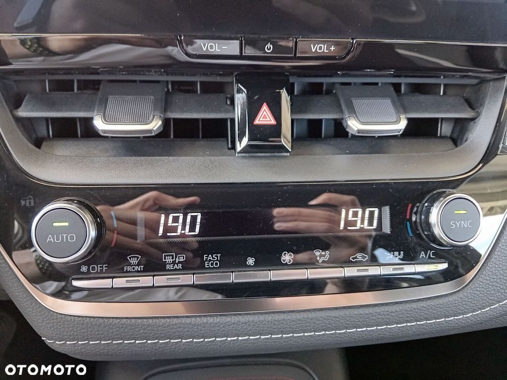 Toyota Corolla 2.0 Hybrid GR Sport Dynamic - 15