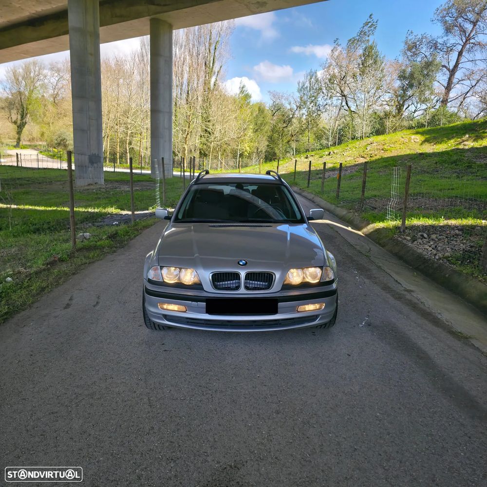 BMW 320 d Touring - 2