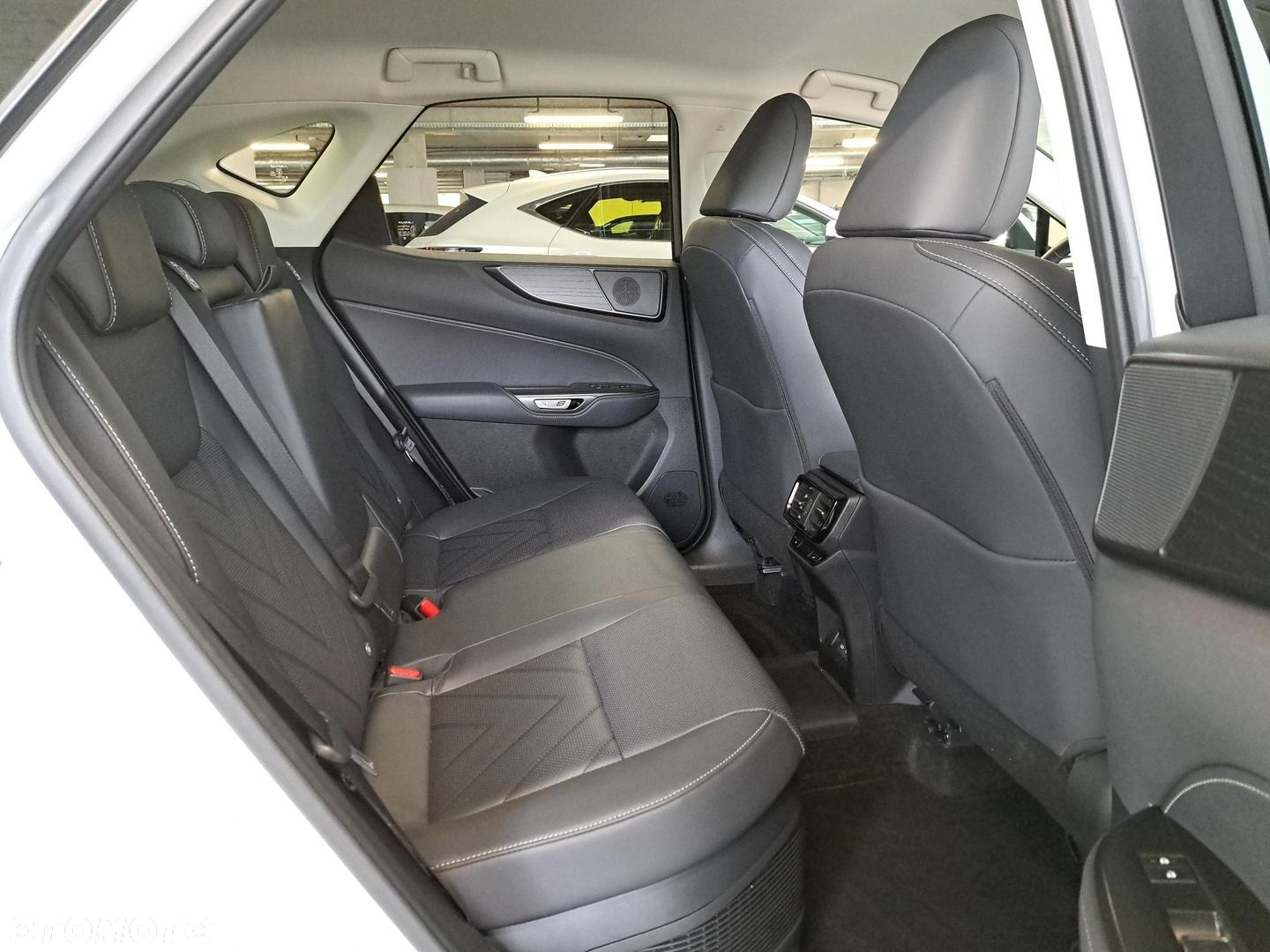 Lexus NX - 13