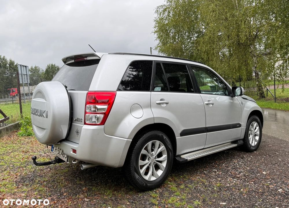 Suzuki Grand Vitara 2.4 Elegance EU5 - 7