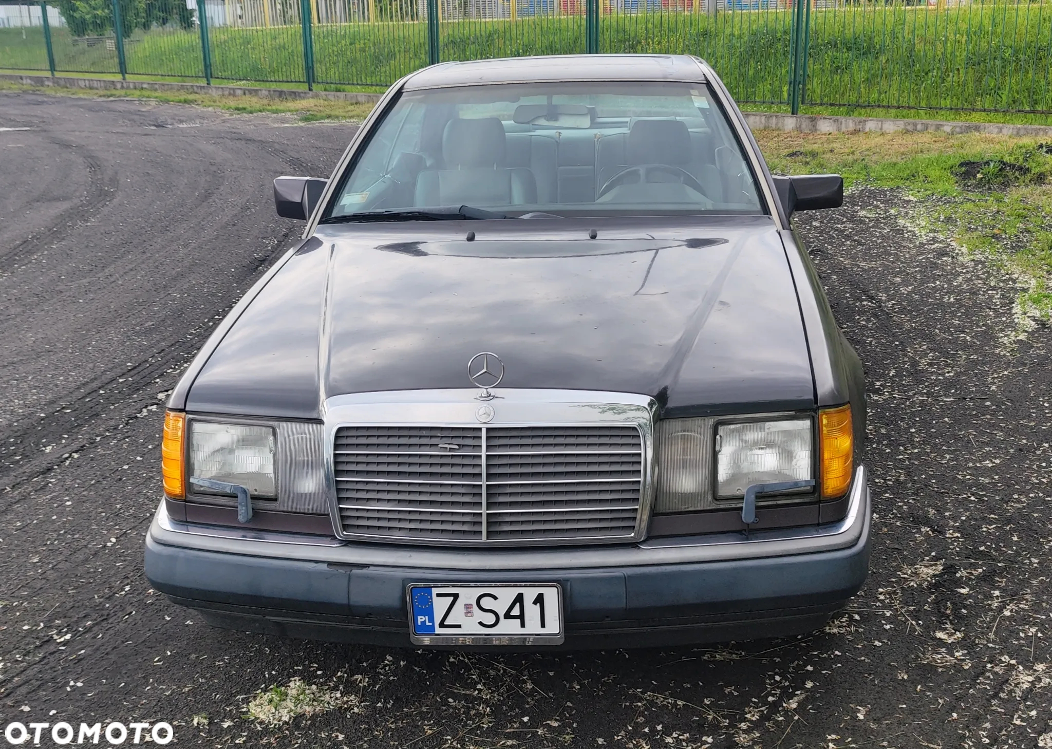 Mercedes-Benz W124 (1984-1993) - 13