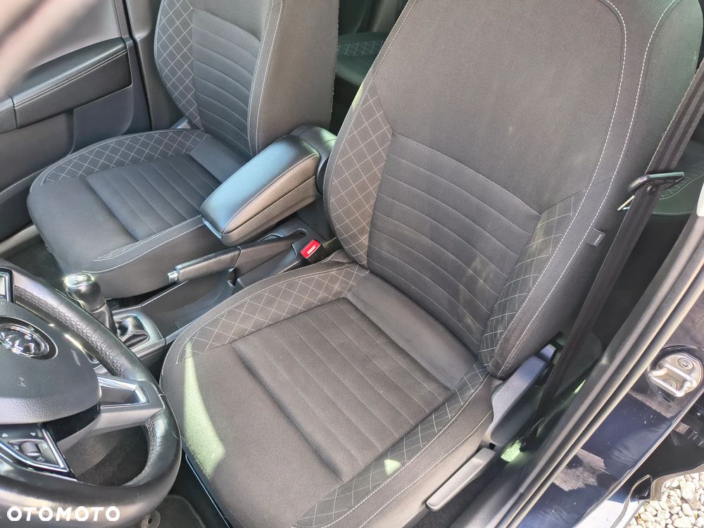 Skoda RAPID 1.0 TSI Style - 21
