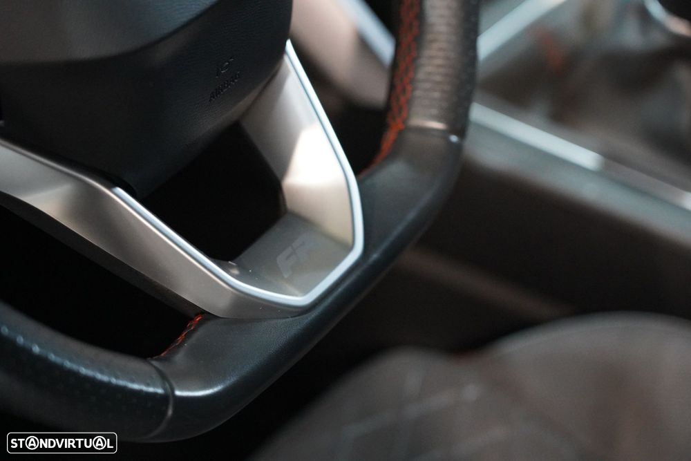 SEAT Leon ST 2.0 TDI FR - 44