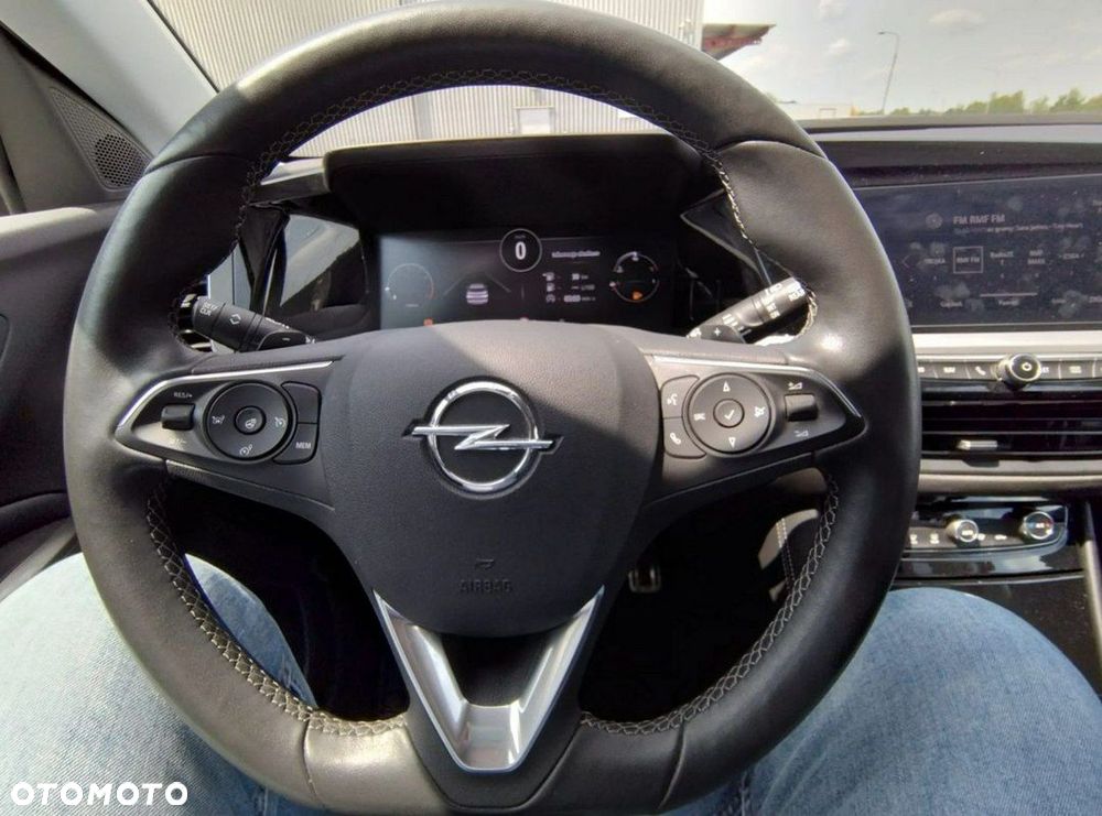 Opel Grandland 1.2 T GS Line S&S - 10