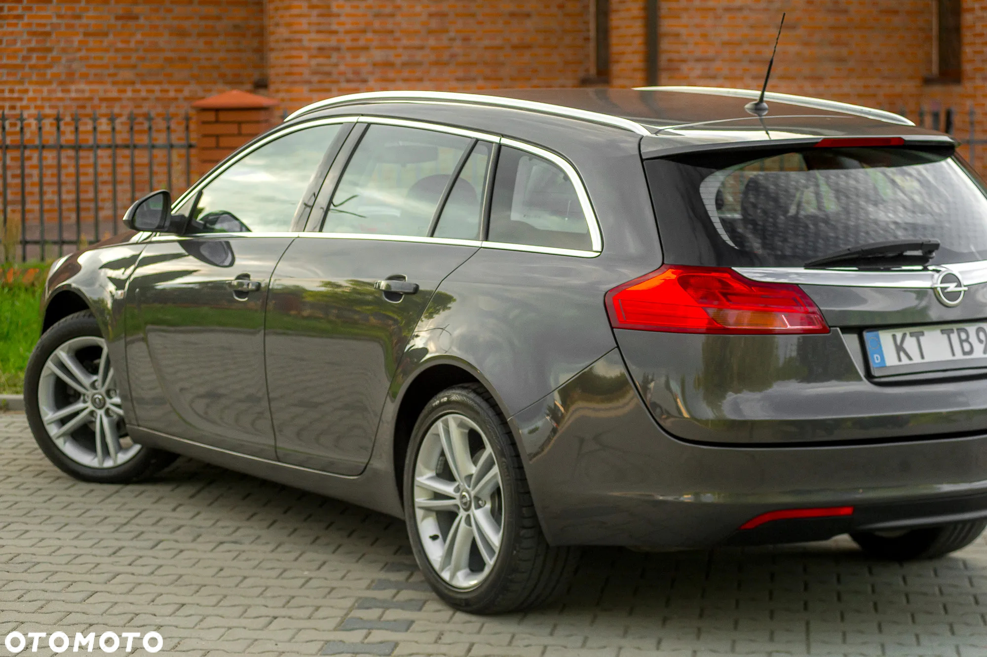 Opel Insignia 1.8 Cosmo - 10
