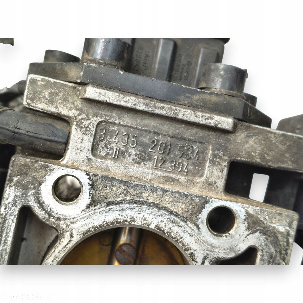 PRZEPUSTNICA WTRYSK VW Golf III Passat Audi 1.6 1.8 0438201047 Bosch - 9