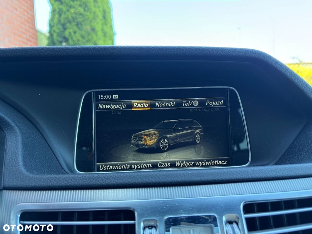 Mercedes-Benz Klasa E 250 CDI 7G-TRONIC Elegance - 19