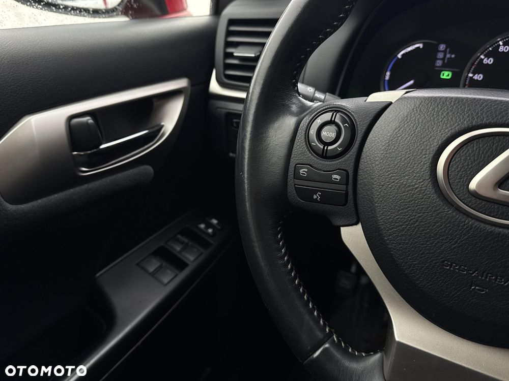 Lexus CT 200h Classic - 18