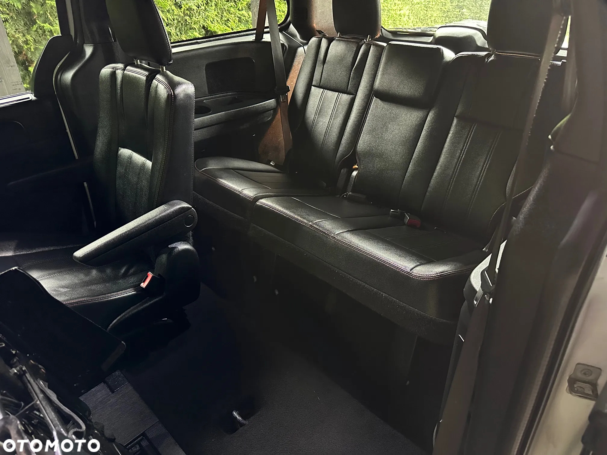 Dodge Grand Caravan 3.6 R/T - 12
