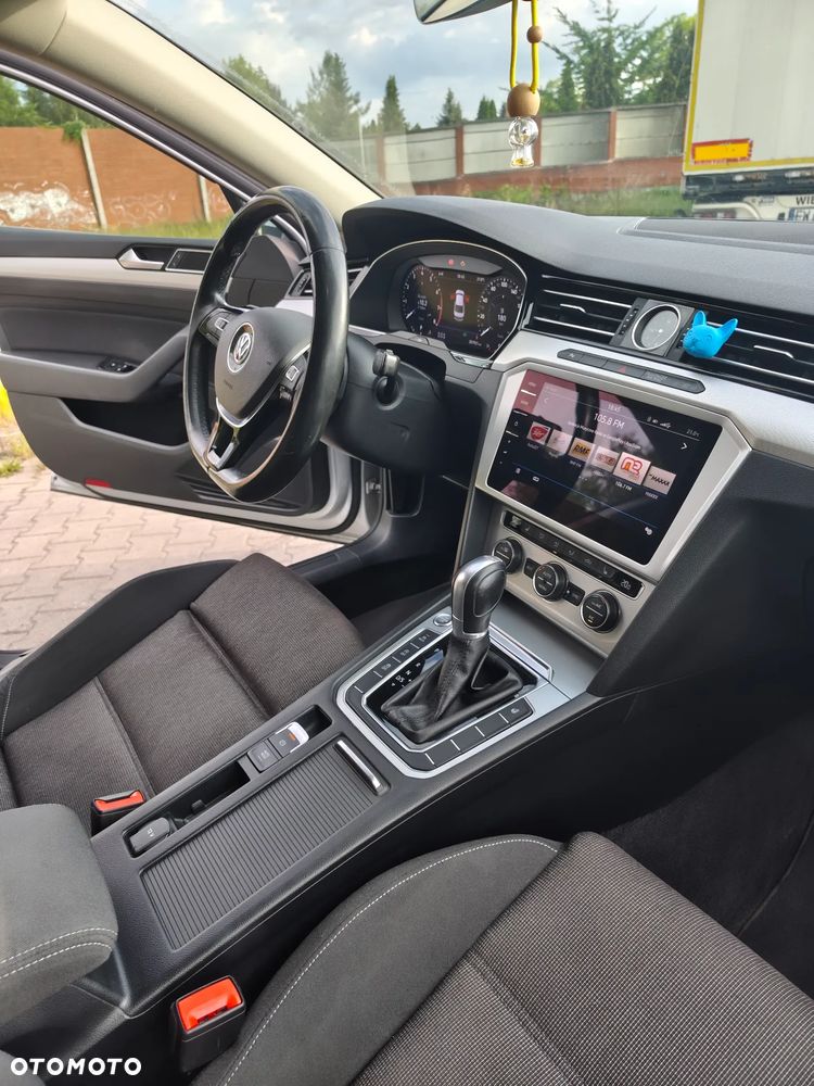 Volkswagen Passat 1.8 TSI BMT Comfortline DSG - 10
