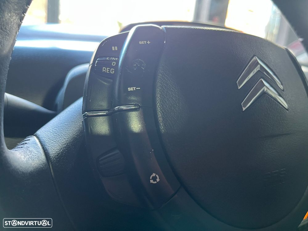 Citroën C4 1.6 HDi SX - 27