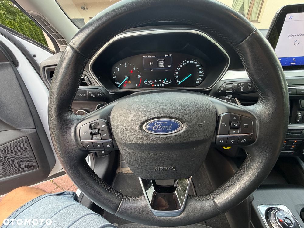Ford Focus 1.5 EcoBlue Start-Stopp-System COOL&CONNECT - 10
