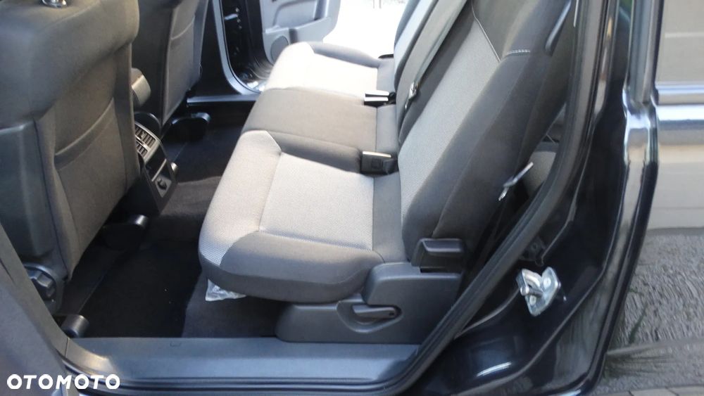 Opel Zafira - 10
